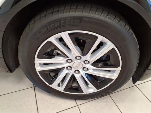 Certified 2024 Cadillac Lyriq Tech w/ Driver Assist Package image 8