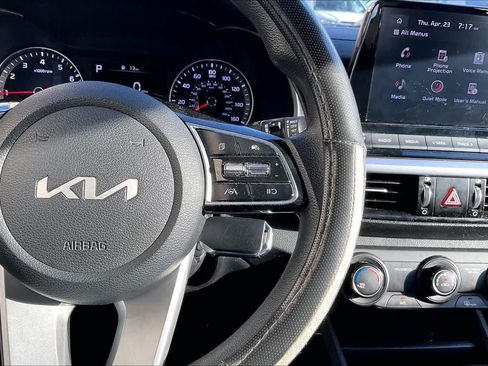 Used 2022 Kia Forte Sedan FWD image 25