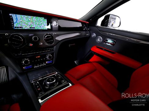 Used 2022 Rolls-Royce Ghost Black Badge image 16