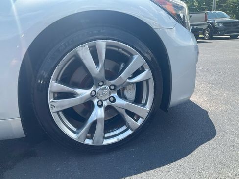 Used 2016 INFINITI Q70 L 3.7 w/ Deluxe Touring Package RWD image 20