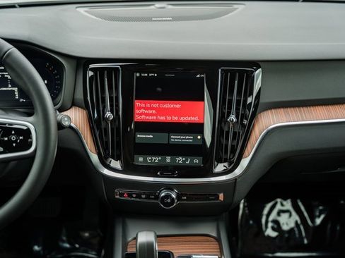 New 2026 Volvo V60 B5 Cross Country Plus w/ Protection Package Premier image 22