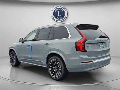 New 2026 Volvo XC90 B6 Plus w/ Protection Package Premier image 3