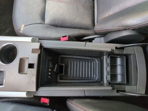 Used 2013 Ford Edge SEL FWD image 42