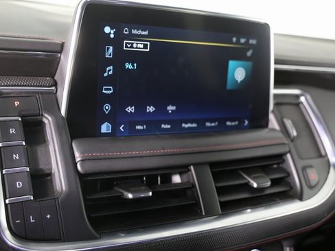 Used 2022 Chevrolet Tahoe Z71 w/ Luxury Package image 19