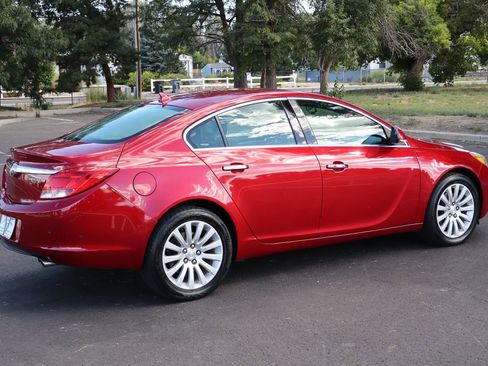 Used 2012 Buick Regal Premium image 4