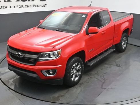Used 2017 Chevrolet Colorado Z71 RWD image 37