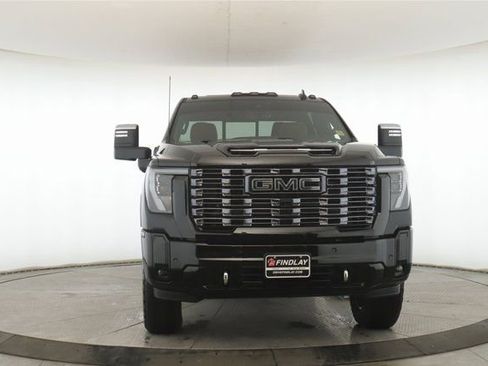 Used 2025 GMC Sierra 2500 Denali Ultimate image 12
