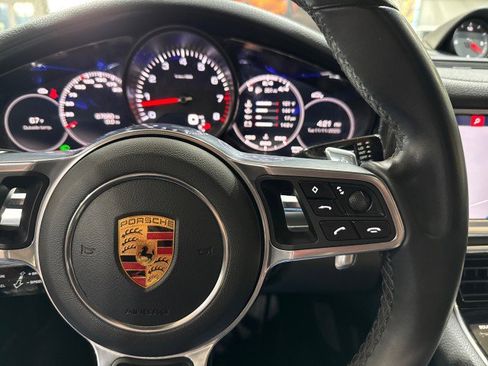 Used 2018 Porsche Panamera 4S image 70
