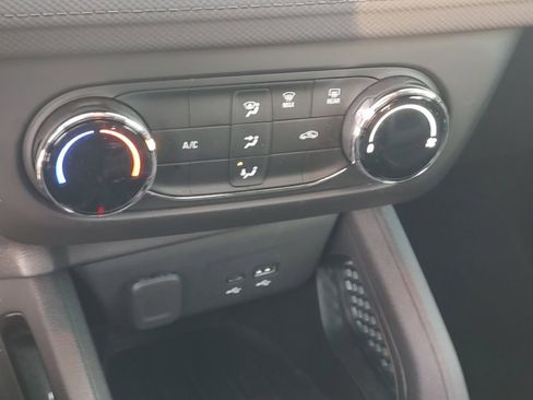 Used 2026 Chevrolet TrailBlazer LS w/ LS Convenience Package FWD image 20