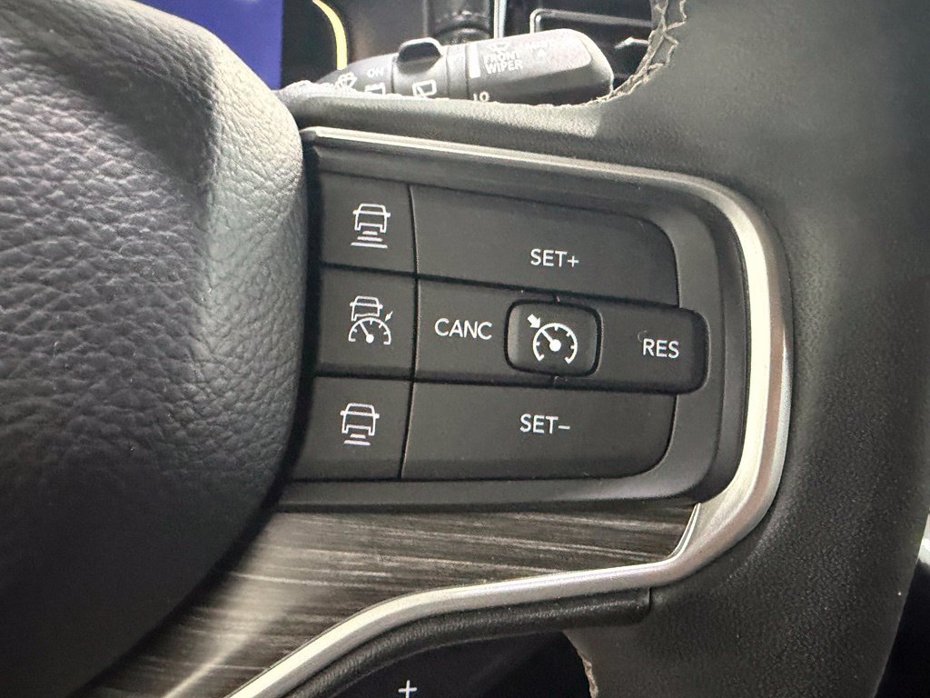 Used 2024 Jeep Wagoneer Series II AWD/4WD image 20