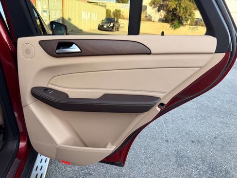 Used 2018 Mercedes-Benz GLE 350 image 39