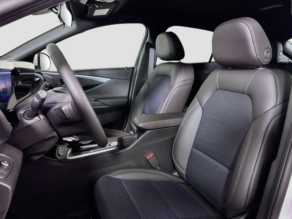 New 2026 Buick Envista Sport Touring w/ Convenience I Package FWD image 20