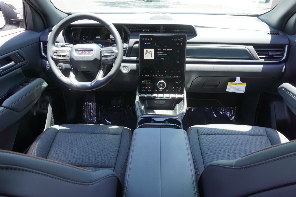 New 2026 GMC Terrain AT4 w/ Technology Package II AWD/4WD image 13