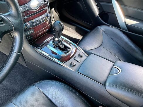 Used 2010 INFINITI G37 x w/ Premium Pkg image 14