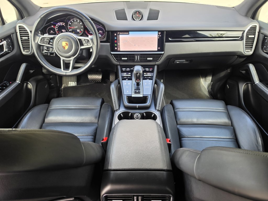 Certified 2022 Porsche Cayenne Platinum Edition AWD/4WD image 12