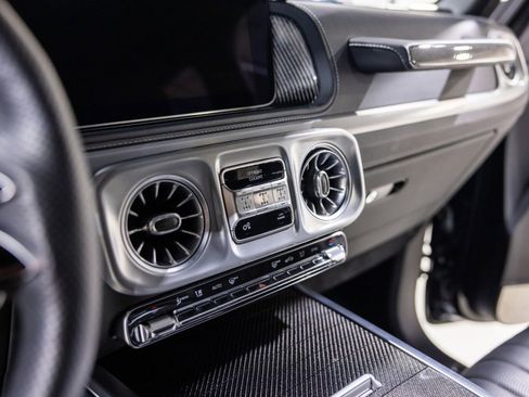 Used 2025 Mercedes-Benz G 63 AMG 4MATIC image 40