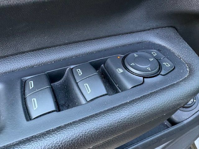 Used 2023 GMC Terrain Denali AWD/4WD image 11