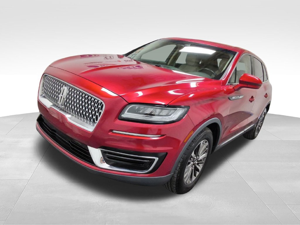 Used 2020 Lincoln Nautilus FWD w/ Equipment Group 101A image 2