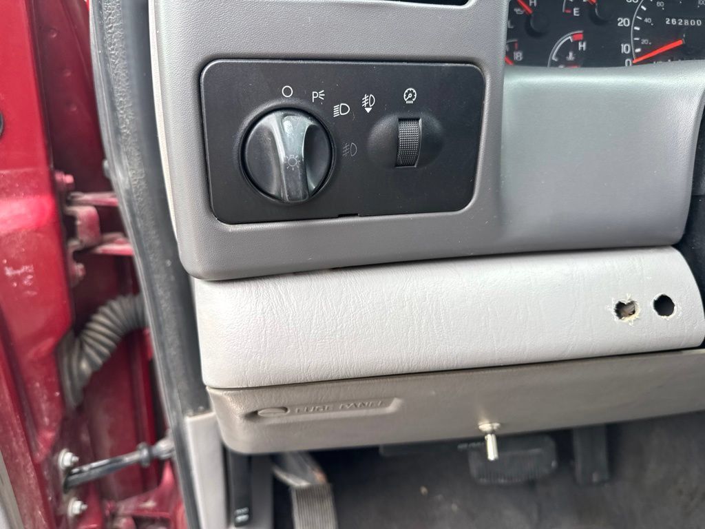 Used 2001 Ford F250 XLT AWD/4WD image 13
