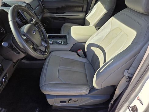 Used 2021 Ford Expedition Max Limited image 10