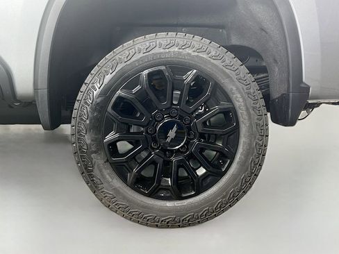 New 2026 Chevrolet Silverado 2500 LT image 30