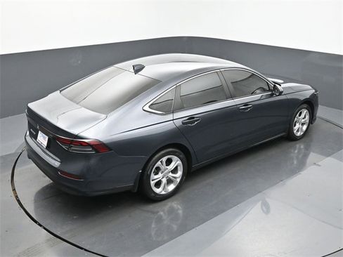 Used 2024 Honda Accord LX image 17