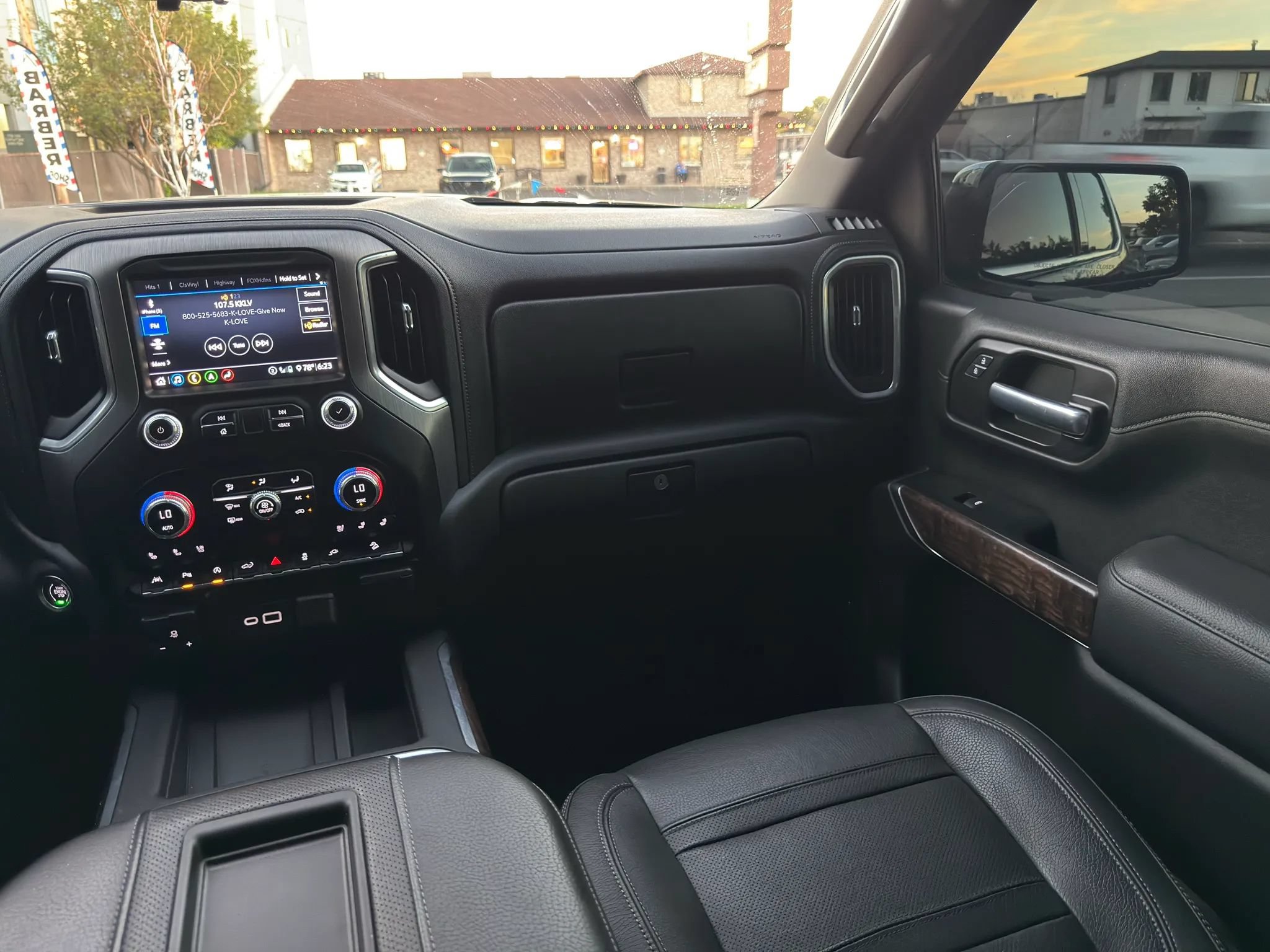 Used 2020 GMC Sierra 1500 Denali w/ Technology Package AWD/4WD image 18