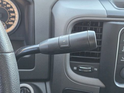 Used 2018 RAM 2500 Tradesman w/ Chrome Appearance Group image 35