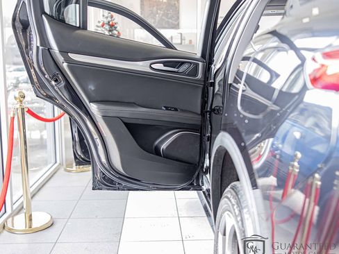 Used 2018 Alfa Romeo Stelvio Sport w/ Cold Weather Package image 35