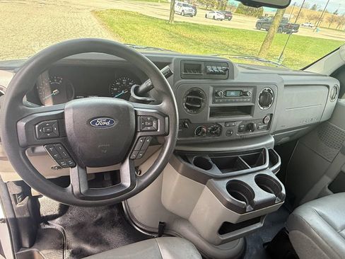 Used 2023 Ford E-350 and Econoline 350 Super Duty w/ Driver's Safety Package RWD image 9