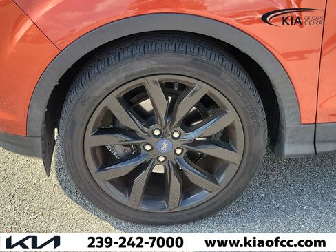 Used 2019 Ford Escape SE FWD image 7