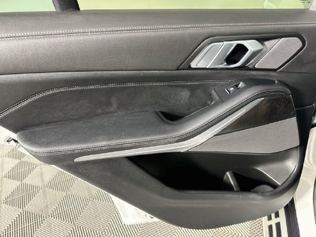 Used 2024 BMW X5 sDrive40i RWD image 22