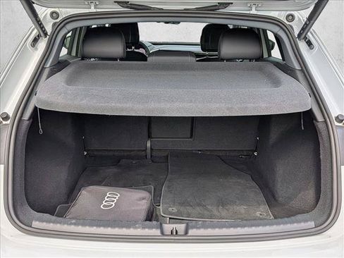 Certified 2025 Audi Q4 e-tron Premium w/ Convenience Package RWD image 6