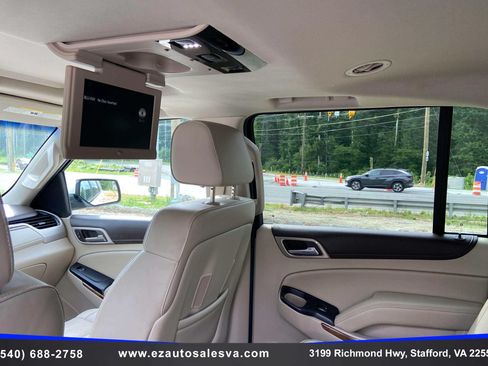 Used 2016 GMC Yukon XL Denali w/ Open Road Package AWD/4WD image 25