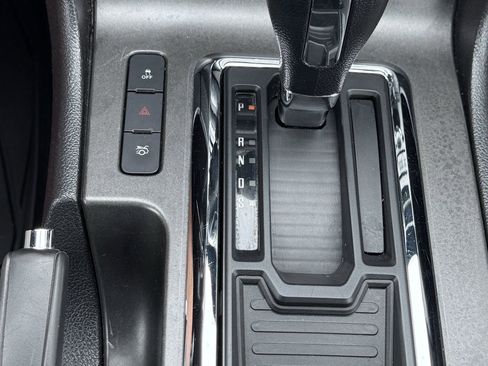 Used 2014 Ford Mustang Convertible image 23