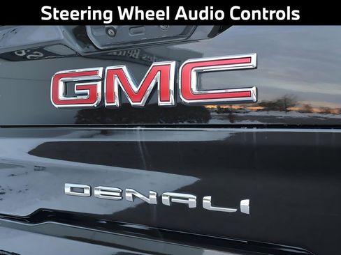 Used 2022 GMC Sierra 2500 Denali w/ Denali Ultimate Package image 10