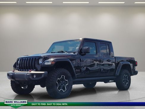 Used 2022 Jeep Gladiator Rubicon w/ Cold Weather Group AWD/4WD image 8