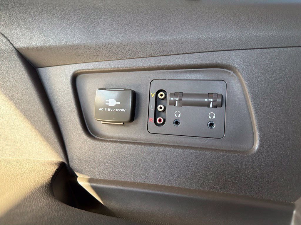 Used 2016 Honda Odyssey Touring image 37