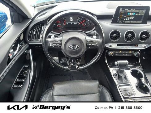 Used 2018 Kia Stinger Premium image 13