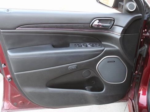 Used 2020 Jeep Grand Cherokee High Altitude image 15