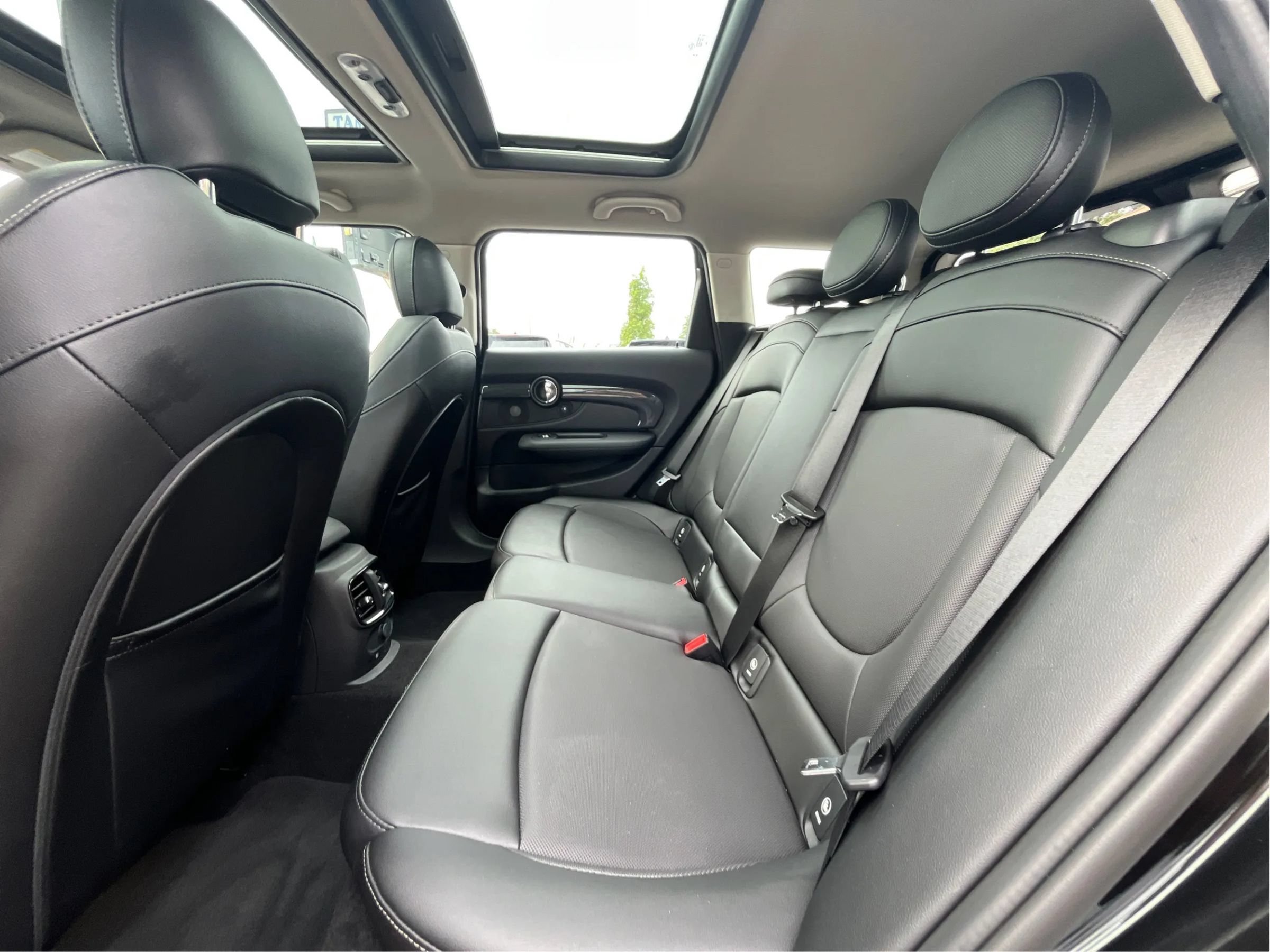 Used 2016 MINI Cooper Clubman S FWD image 12