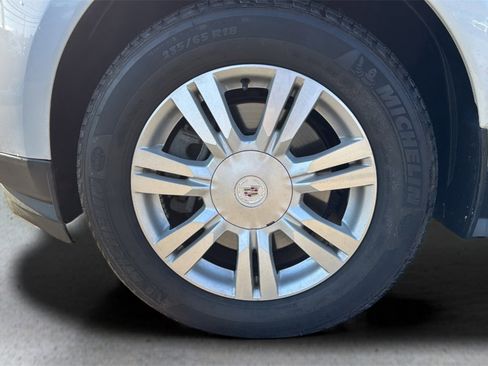 Used 2015 Cadillac SRX Luxury w/ Driver Awareness Package image 9