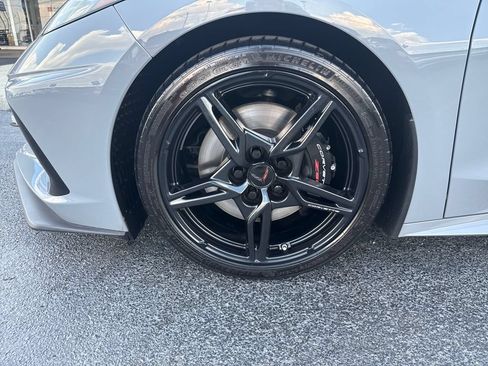Used 2025 Chevrolet Corvette Stingray Preferred Conv w/ Z51 Performance Package RWD image 32