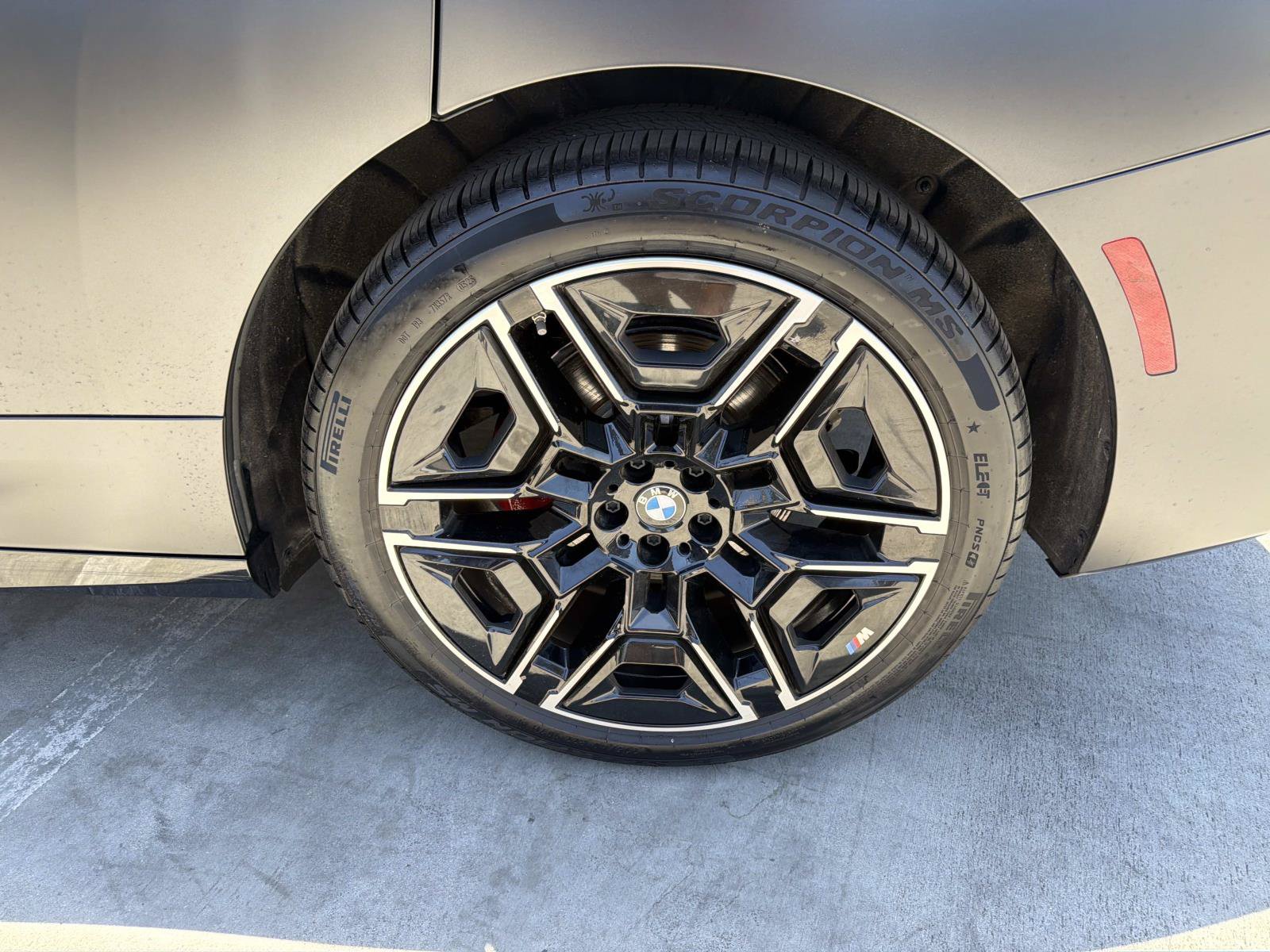 Used 2026 BMW iX M70 AWD/4WD image 7