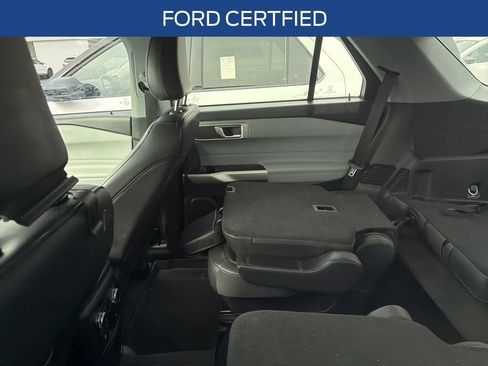 Certified 2023 Ford Explorer XLT w/ Equipment Group 202A image 3