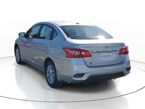 Used 2019 Nissan Sentra SV FWD image 3