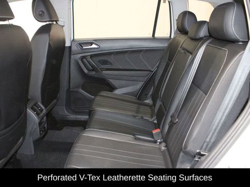 Used 2022 Volkswagen Tiguan SE image 10
