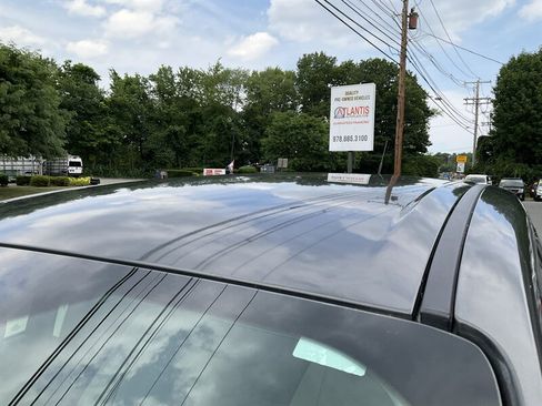 Used 2017 Ford Escape SE AWD/4WD image 9