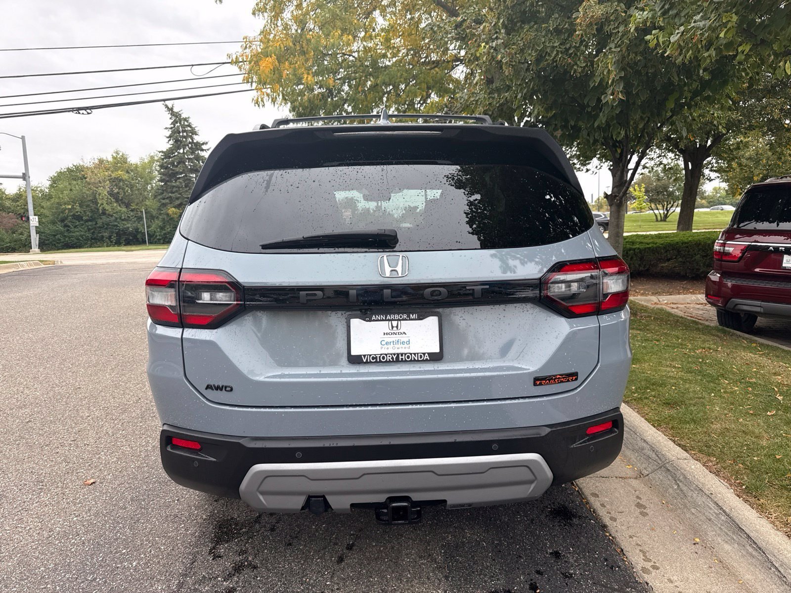 Used 2024 Honda Pilot TrailSport image 6