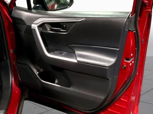 Used 2023 Toyota RAV4 LE AWD/4WD image 23